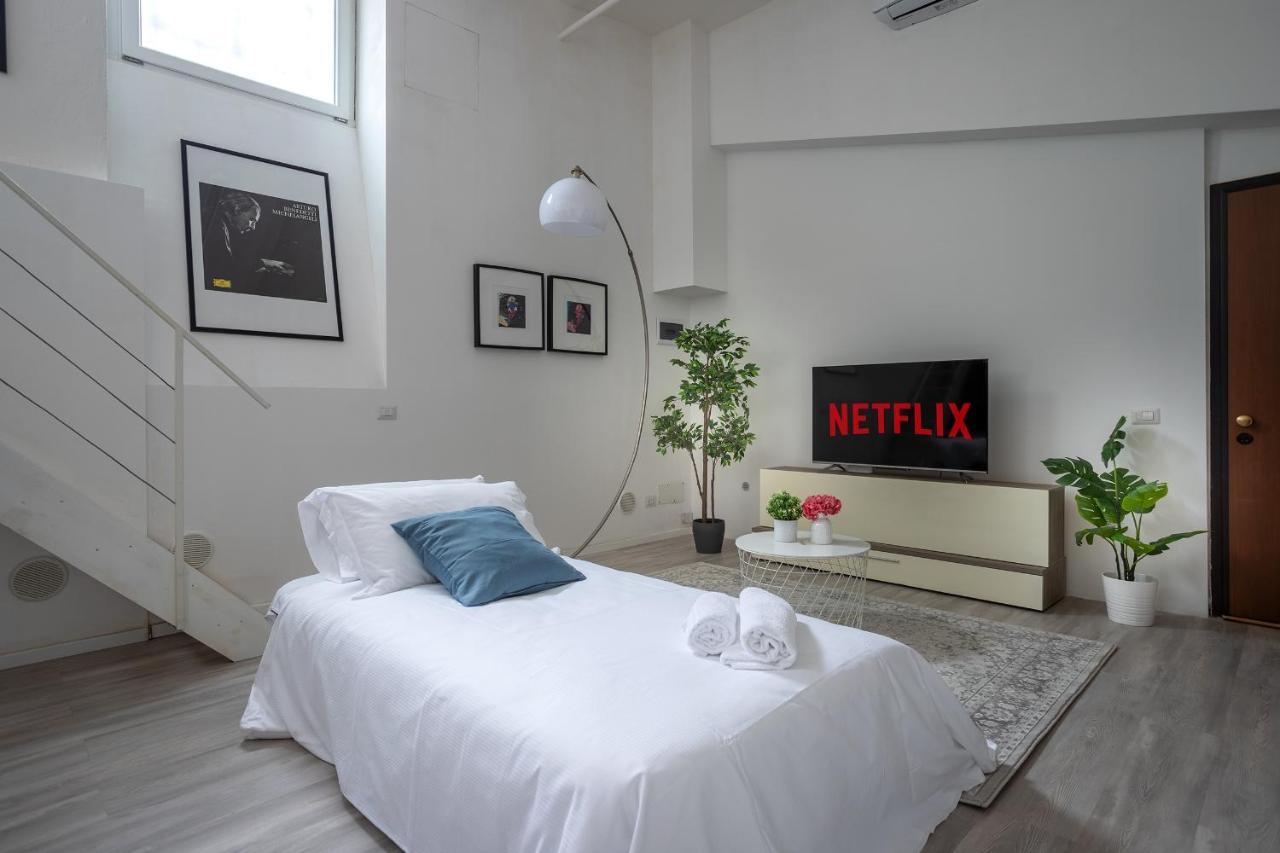 Cozy Loft Milano - Zona Certosa - Con Wi-Fi & Netflix & Parking Free In The Street Apartment Ngoại thất bức ảnh