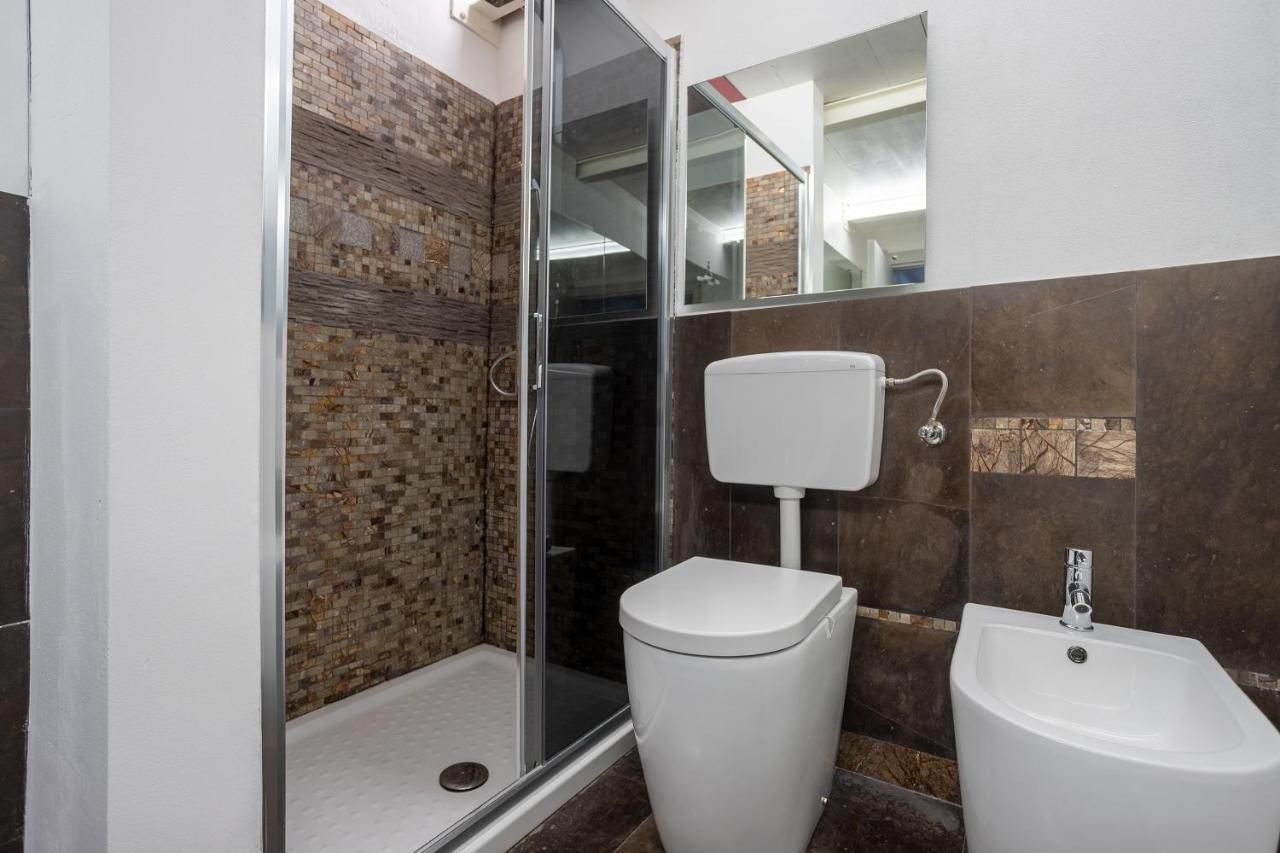 Cozy Loft Milano - Zona Certosa - Con Wi-Fi & Netflix & Parking Free In The Street Apartment Ngoại thất bức ảnh